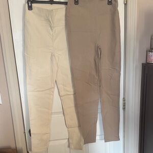 Elegant Women's Cream and Tan Leggings